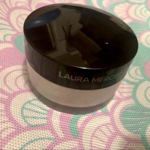 Laura mercier translucent loose powder
